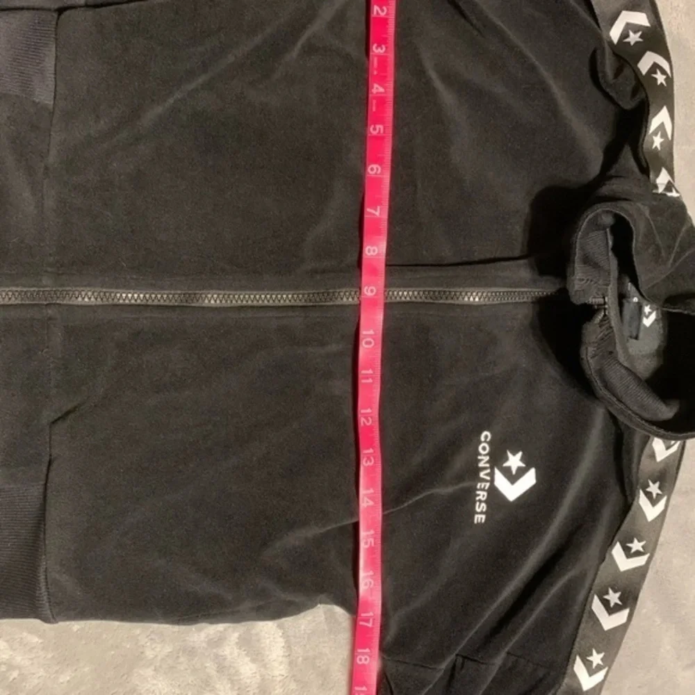 Converse girls velour